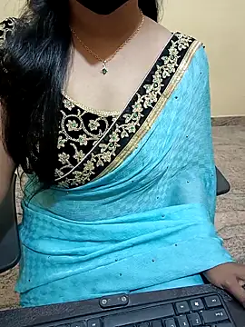 Snapshot of Nithya_05 chatting on 09/24/25, 05:11 Nithya 05 online show from 09/24/25, 05:11