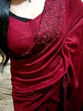 Snapshot of Nithya_05 chatting on 10/06/25, 04:59 Nithya 05 online show from 10/06/25, 04:59