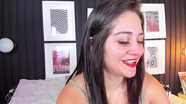 nahomi sweett online show from 02/13/26, 10:44