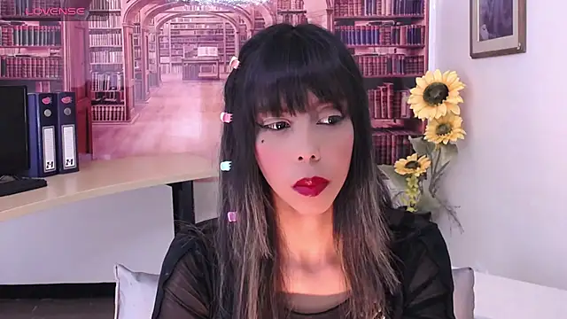 Snapshot of Catalella_Ar chatting on 09/23/25, 03:20 Catalella Ar online show from 09/23/25, 03:20