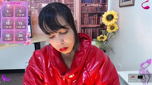 Snapshot of Catalella_Ar chatting on 10/15/25, 03:17 Catalella Ar online show from 10/15/25, 03:17