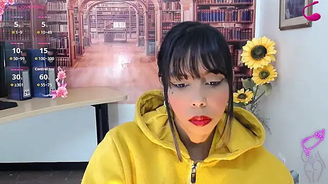 Snapshot of Catalella_Ar chatting on 10/19/25, 03:18 Catalella Ar online show from 10/19/25, 03:18