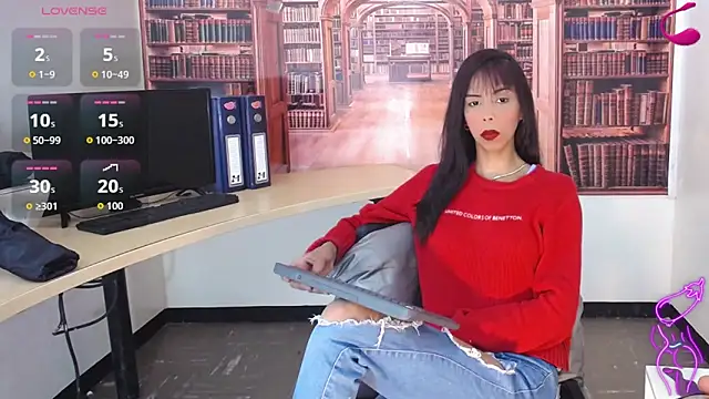 Snapshot of Catalella_Ar chatting on 12/01/25, 02:38 Catalella Ar online show from 12/01/25, 02:38