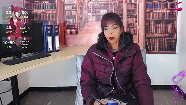 Snapshot of Catalella_Ar chatting on 12/05/25, 03:15 Catalella Ar online show from 12/05/25, 03:15