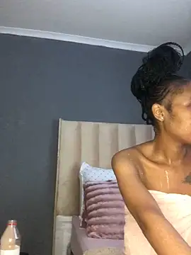 Snapshot of Nicole_Liam_ chatting on 10/12/25, 10:58 Nicole Liam online show from 10/12/25, 10:58