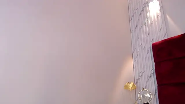 Emmaa Blonde online show from 09/17/25, 01:13