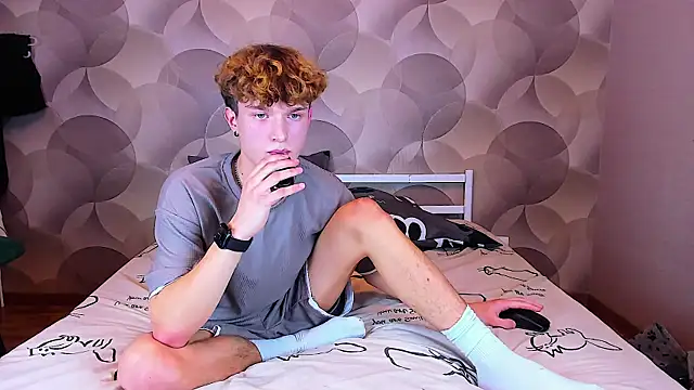 Ian Flor online show from 11/23/25, 06:30