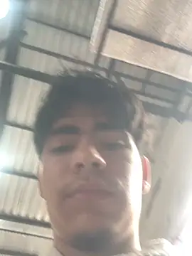 Snapshot of Edanvvv chatting on 10/01/25, 03:29 Edanvvv online show from 10/01/25, 03:29