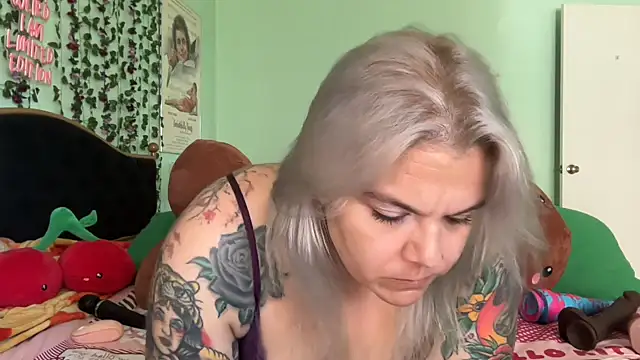 CherryBombBomb online show from 06/09/26, 10:21