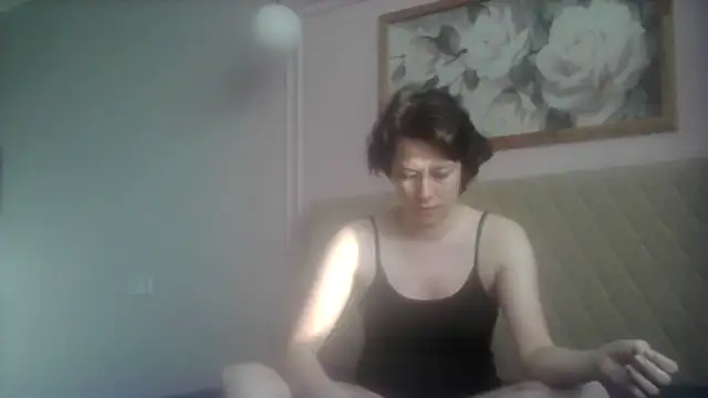 Snapshot of SunElizabeth chatting on 07/06/26, 02:08 SunElizabeth online show from 07/06/26, 02:08