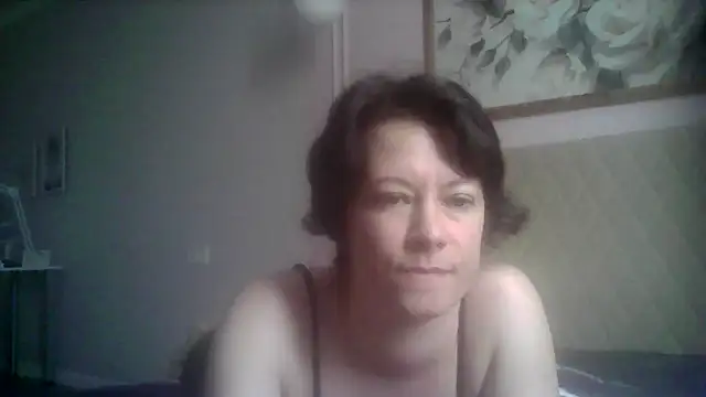 Snapshot of SunElizabeth chatting on 07/10/26, 04:28 SunElizabeth online show from 07/10/26, 04:28