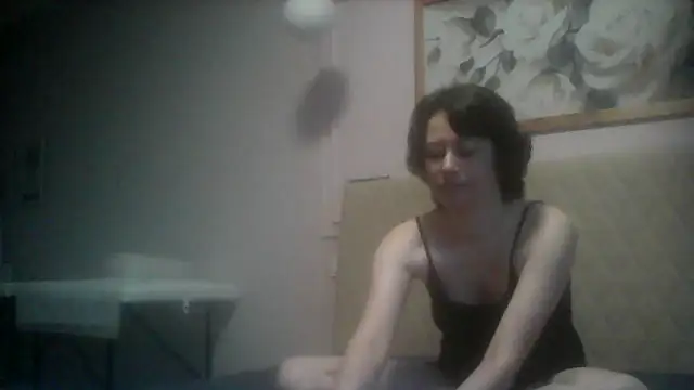 Snapshot of SunElizabeth chatting on 07/31/26, 04:28 SunElizabeth online show from 07/31/26, 04:28