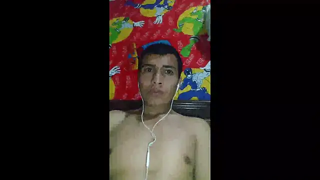 Snapshot of 008Alexan chatting on 04/24/26, 03:09 008Alexan online show from 04/24/26, 03:09