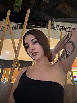 Mon Cherry online show from 02/13/26, 01:23