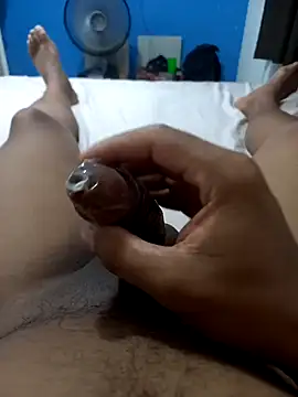 Snapshot of Seductiveblack chatting on 01/03/25, 07:39 Seductiveblack online show from 01/03/25, 07:39