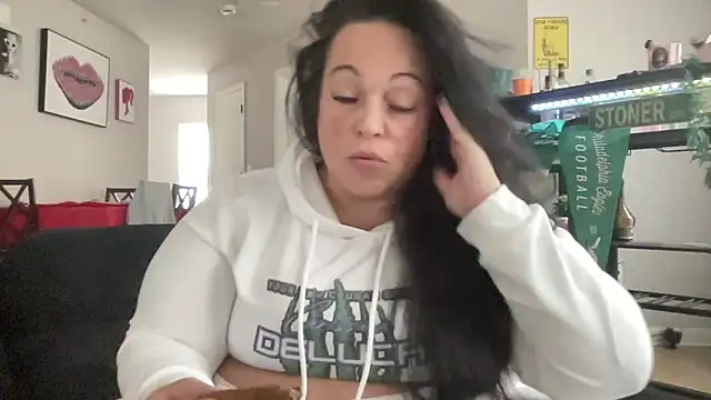 CarissmaDeLuca online show from 02/25/26, 08:29