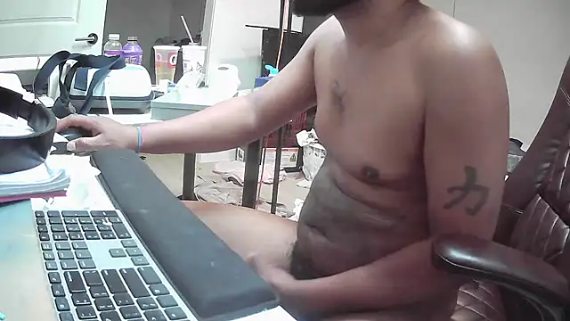 Snapshot of dickieshomieATX chatting on 01/11/26, 11:15 dickieshomieATX online show from 01/11/26, 11:15