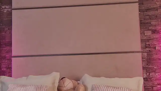 LunaWills  online show from 03/01/25, 05:20