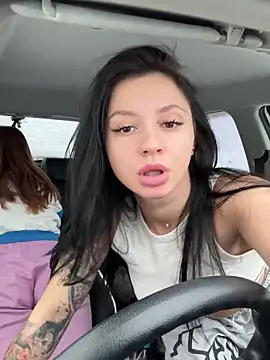 Snapshot of LavenderHot chatting on 01/03/25, 09:15 LavenderHot online show from 01/03/25, 09:15