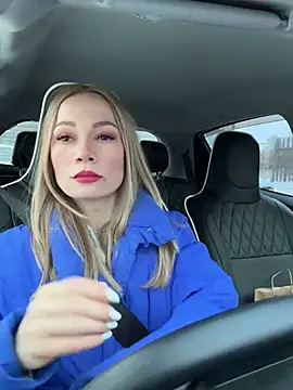 Snapshot of LavenderHot chatting on 01/17/25, 03:01 LavenderHot online show from 01/17/25, 03:01