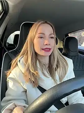 Snapshot of LavenderHot chatting on 02/04/25, 08:13 LavenderHot online show from 02/04/25, 08:13