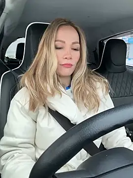 Snapshot of LavenderHot chatting on 02/09/25, 02:38 LavenderHot online show from 02/09/25, 02:38