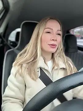 Snapshot of LavenderHot chatting on 03/02/25, 01:36 LavenderHot online show from 03/02/25, 01:36