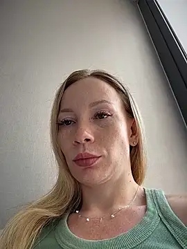 LavenderHot online show from 03/28/26, 01:27