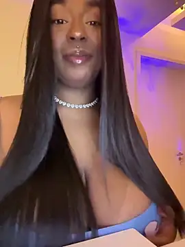 latinababyy online show from 02/06/26, 05:45