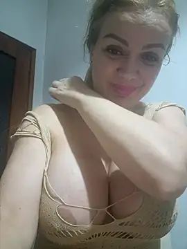 Snapshot of eva_ragazzadolce chatting on 11/05/25, 02:11 eva ragazzadolce online show from 11/05/25, 02:11