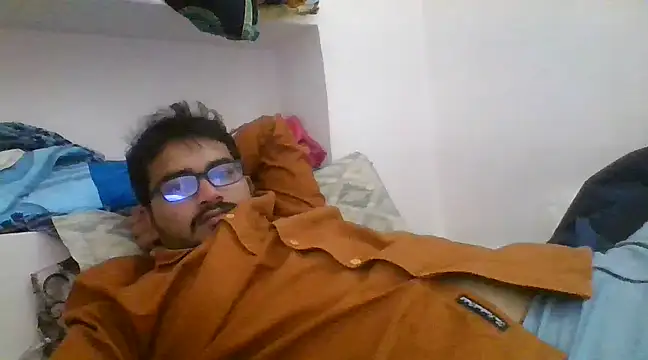 Snapshot of naughtymike0007 chatting on 02/03/25, 10:25 naughtymike0007 online show from 02/03/25, 10:25