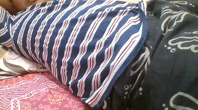 Snapshot of naughtymike0007 chatting on 02/21/25, 01:22 naughtymike0007 online show from 02/21/25, 01:22