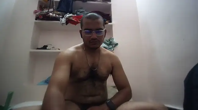 Snapshot of naughtymike0007 chatting on 02/28/25, 10:50 naughtymike0007 online show from 02/28/25, 10:50