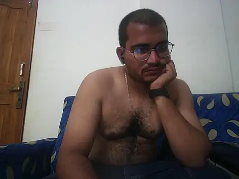 Snapshot of naughtymike0007 chatting on 09/12/25, 01:55 naughtymike0007 online show from 09/12/25, 01:55