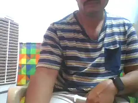 Snapshot of naughtymike0007 chatting on 11/04/25, 02:21 naughtymike0007 online show from 11/04/25, 02:21