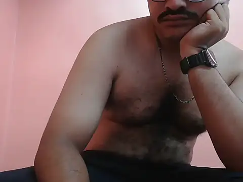 naughtymike0007 online show from 04/12/26, 03:33