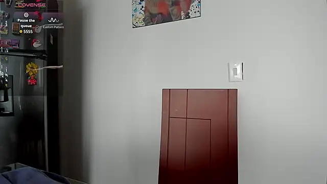 Snapshot of Simply_Zoe__ chatting on 12/05/25, 05:09 Simply Zoe online show from 12/05/25, 05:09