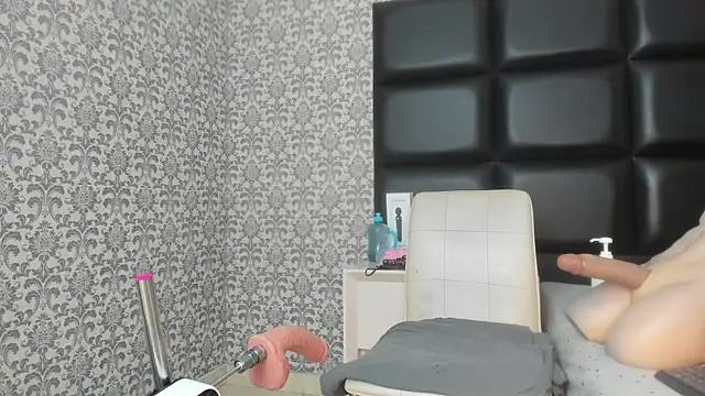 mature dollyy online show from 04/22/26, 12:39