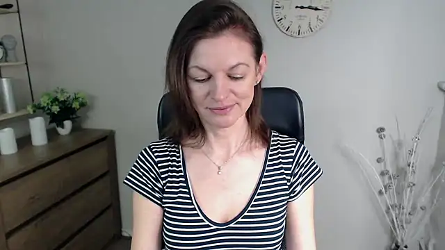 VivianWILD online show from 01/23/25, 06:49