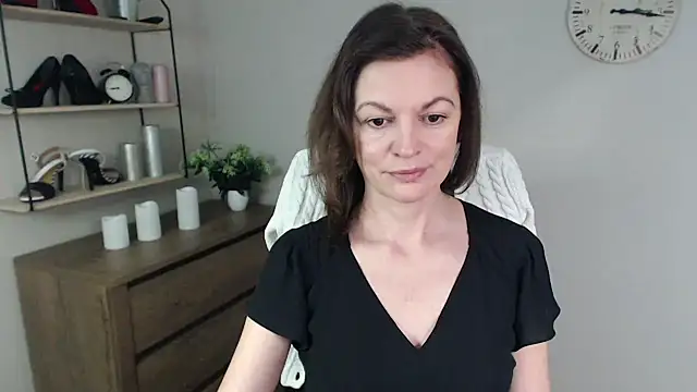 VivianWILD online show from 01/27/25, 07:56