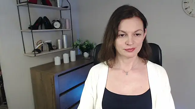 VivianWILD online show from 02/14/25, 02:12