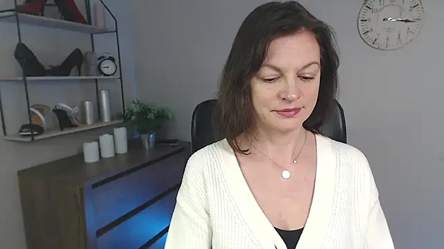 VivianWILD online show from 03/05/25, 07:05