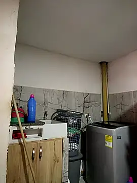 Giselabrunette25 online show from 10/19/25, 05:46