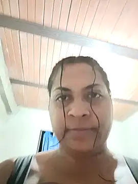 Giselabrunette25 online show from 10/28/25, 10:08