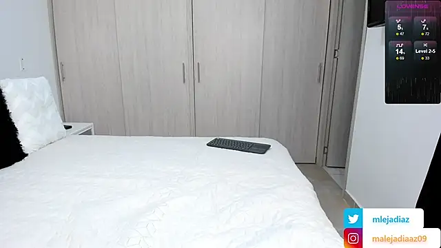 Snapshot of MalejaDiaz_ chatting on 01/24/25, 03:13 MalejaDiaz online show from 01/24/25, 03:13