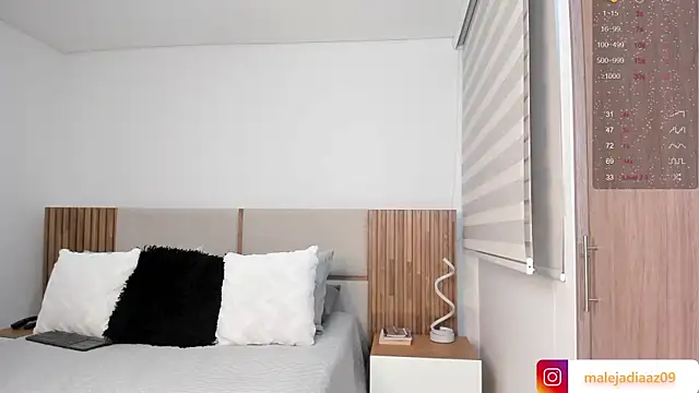 MalejaDiaz  online show from 01/14/26, 02:55