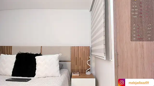 MalejaDiaz  online show from 02/12/26, 05:41