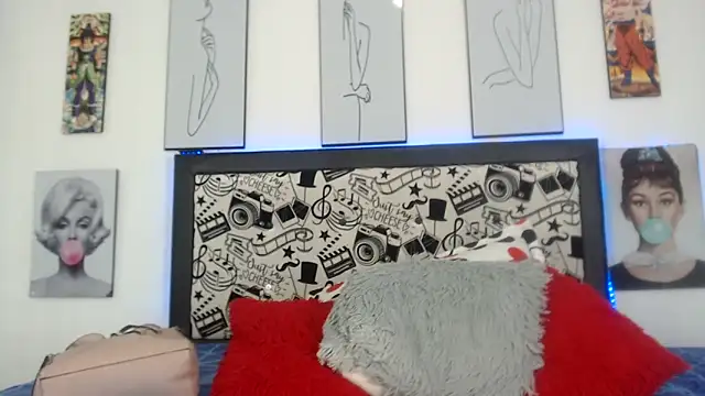 Rihana14 online show from 06/04/26, 10:05