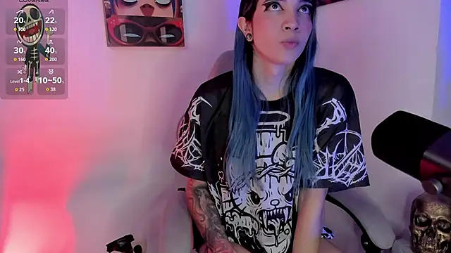 sofi pretty uwu- online show from 05/26/26, 01:45
