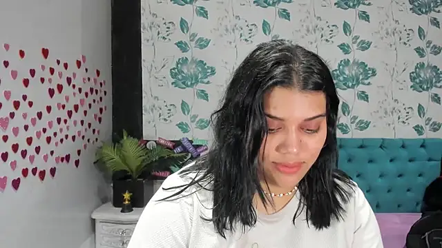 LindaBreeS online show from 02/10/25, 08:21